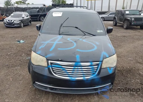 2016 Chrysler Town & Country Touring from USA, damaged, VIN 2C4RC1BGXGR297437